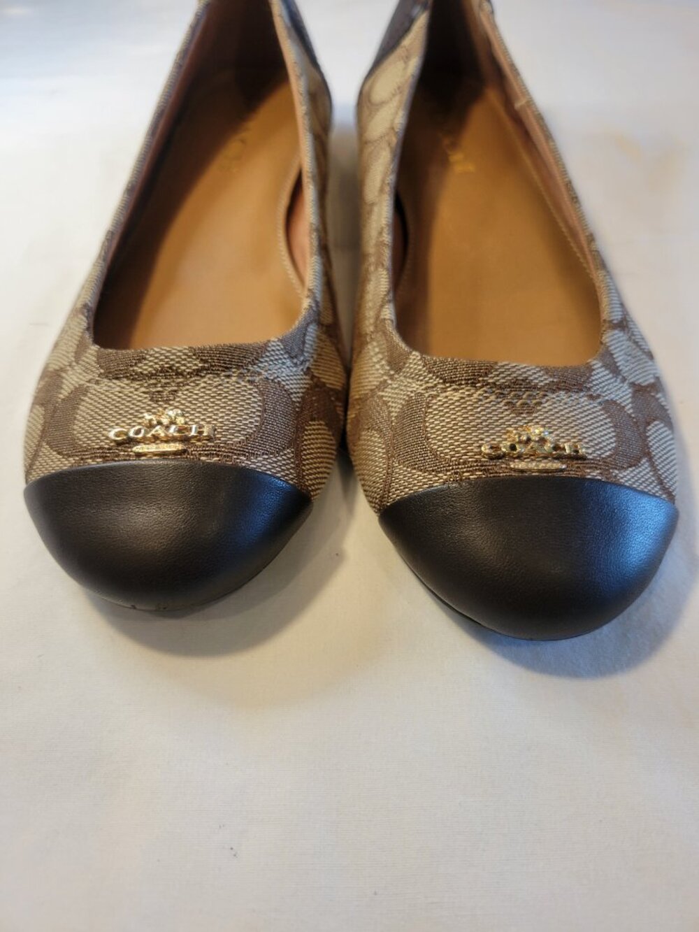 Coach Signature C Canvas Ballet Flats Brown  Gold Women's 6.5 - Picture 2 of 8